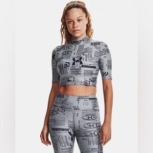Under Armour Printed 3/4 Sleeve Crop Top